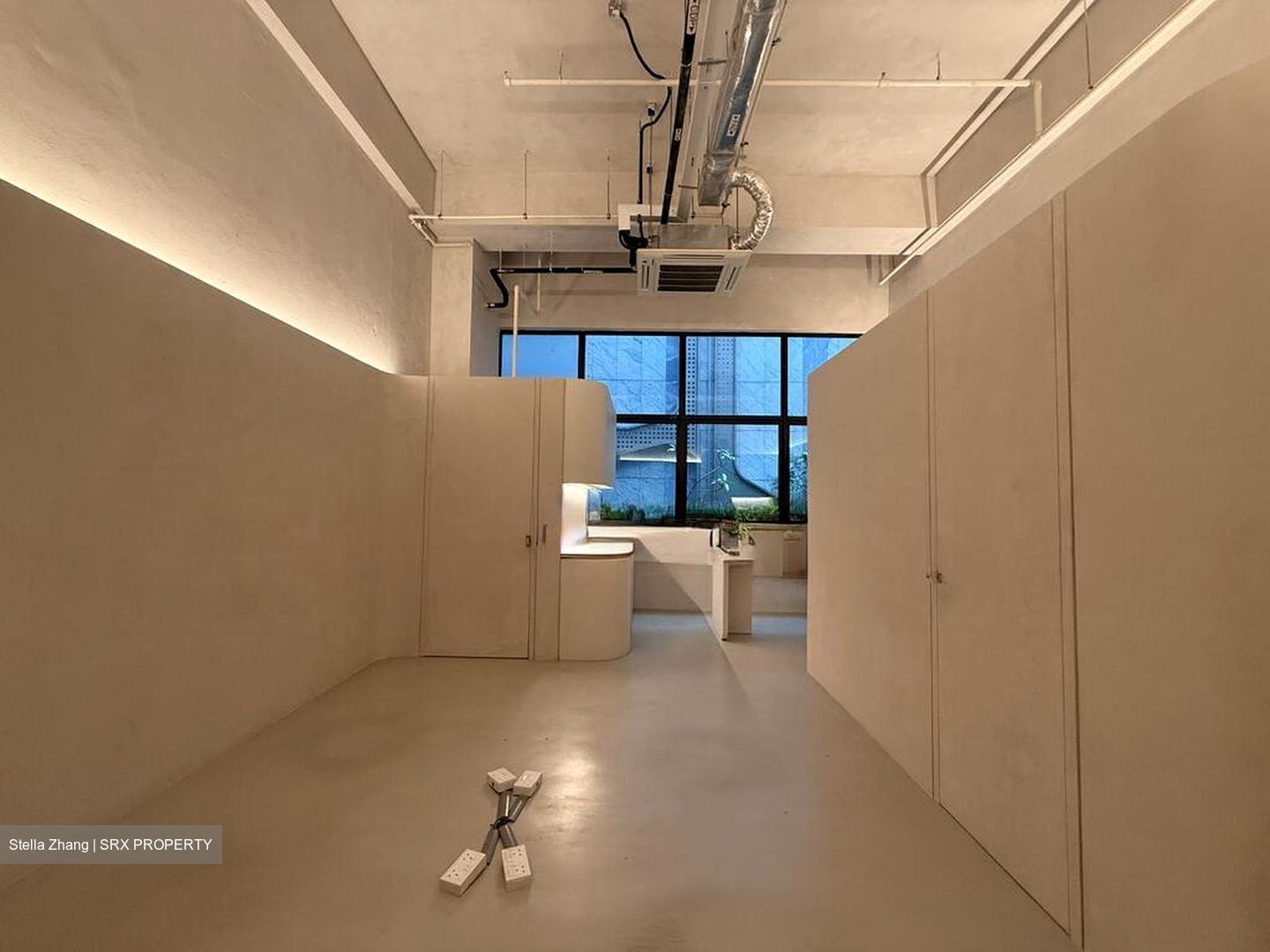 Hexacube (D14), Office #567631671